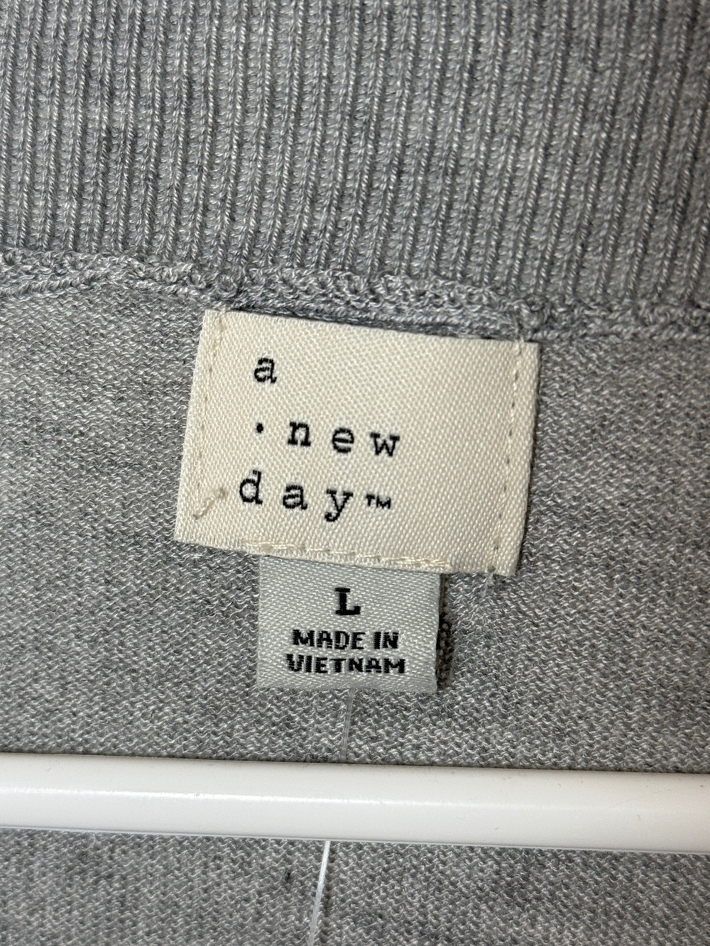a new day Heather Gray Sweater Large - Picture 5 of 7